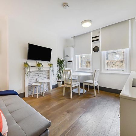 Modern One Bedroom In Fitzrovia, Central Londyn Zewnętrze zdjęcie