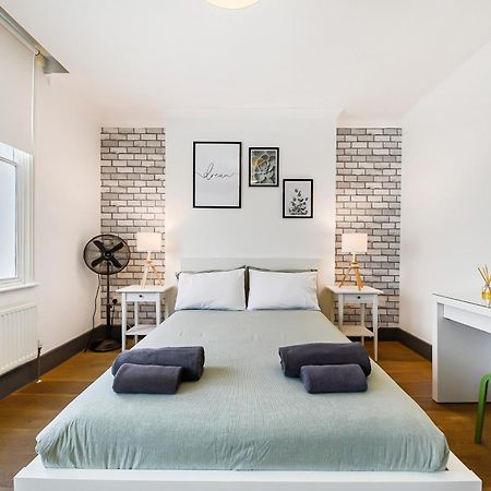 Modern One Bedroom In Fitzrovia, Central Londyn Zewnętrze zdjęcie